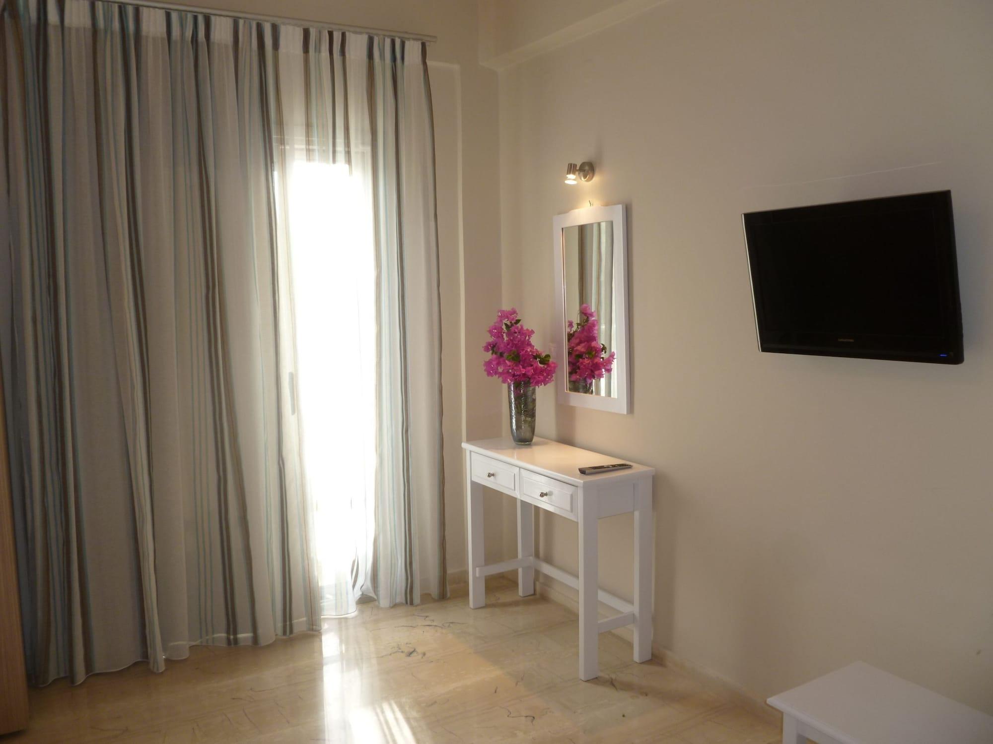 Costas & Chrysoula Aparthotel Plakias