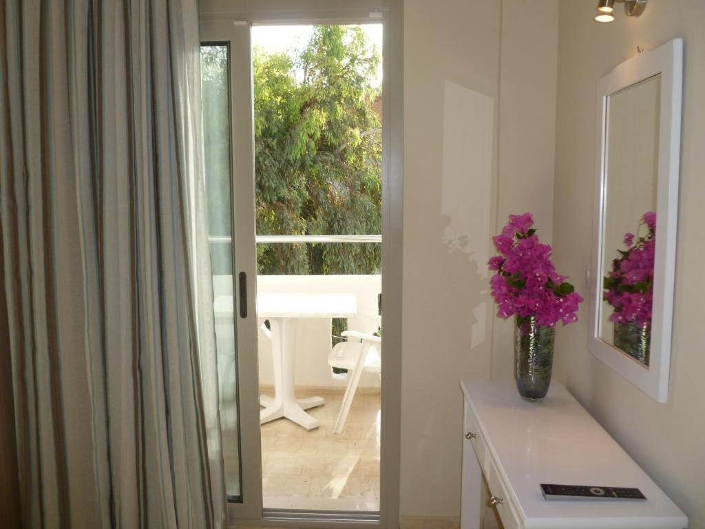Costas & Chrysoula Aparthotel Plakias